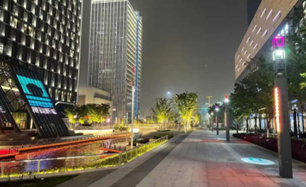 自在蘇州 華燈如晝 | 華體科技5G文化智慧庭院燈，真靚！